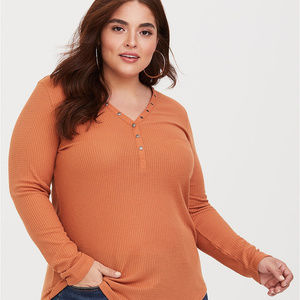 Torrid Dusty Orange Henley Waffle Knit Tee size 2
